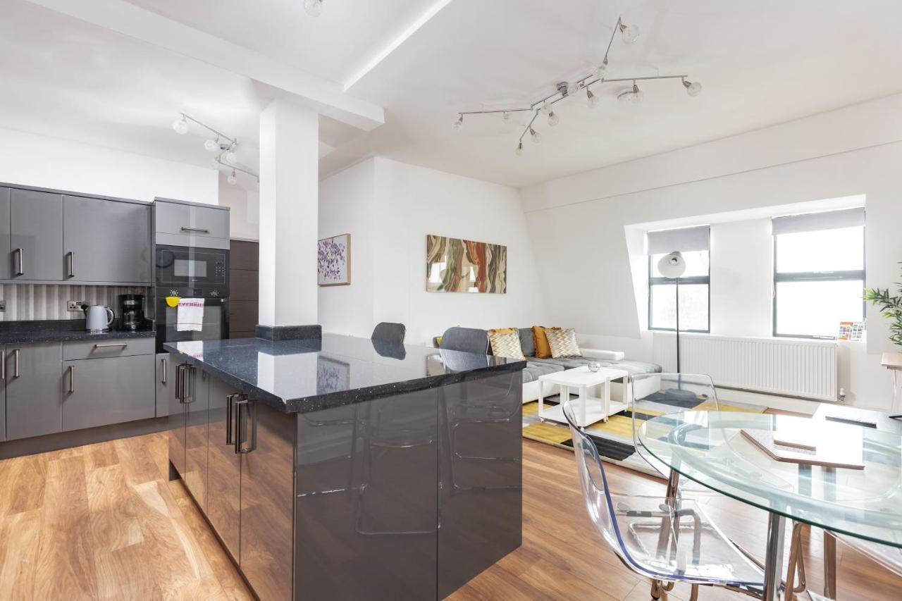 Manhattan Heights Apartment Maidstone Exterior photo
