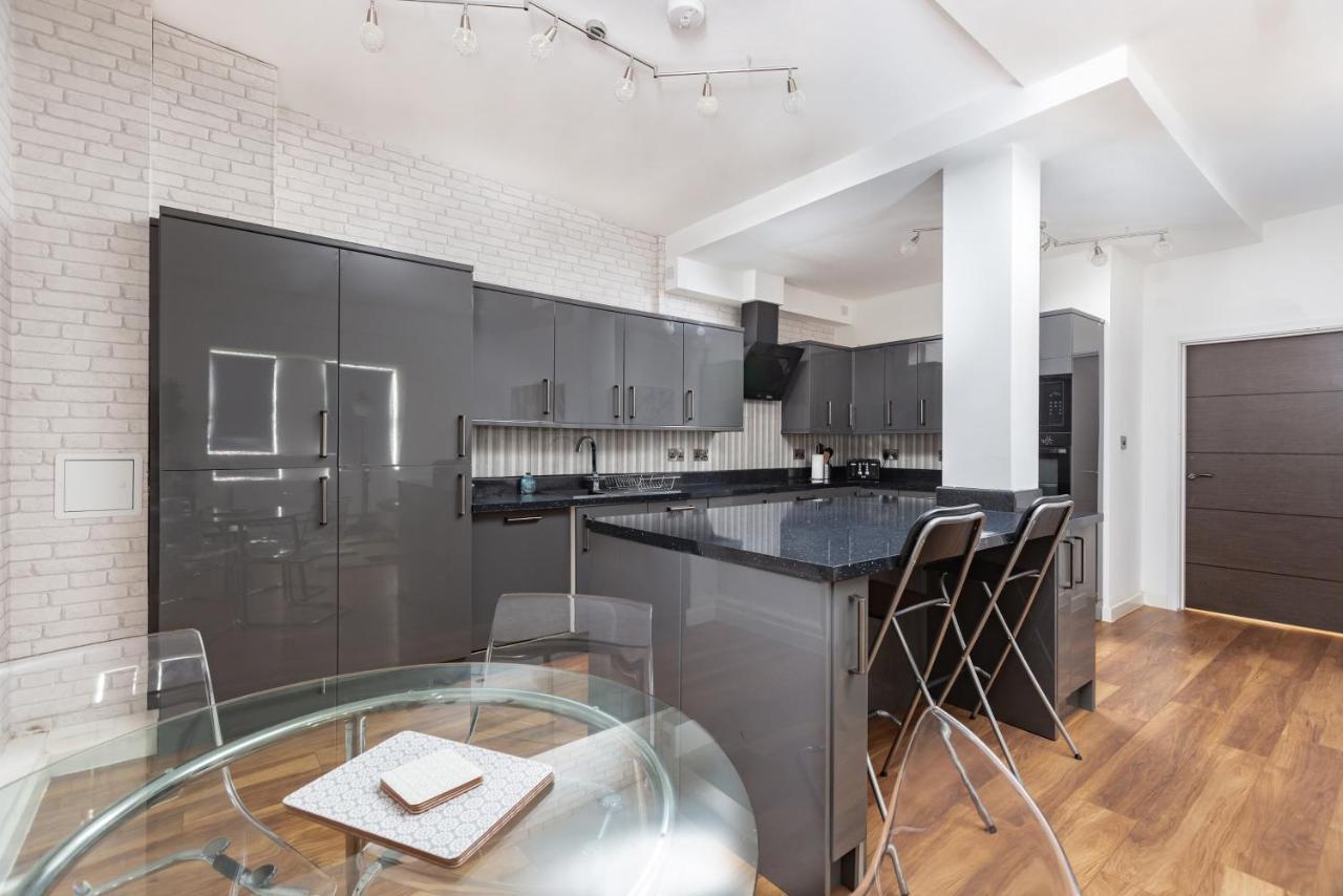 Manhattan Heights Apartment Maidstone Exterior photo